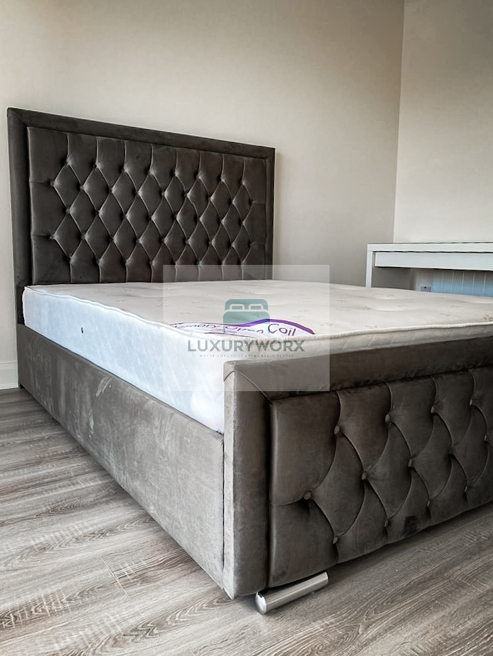 Jackson bed