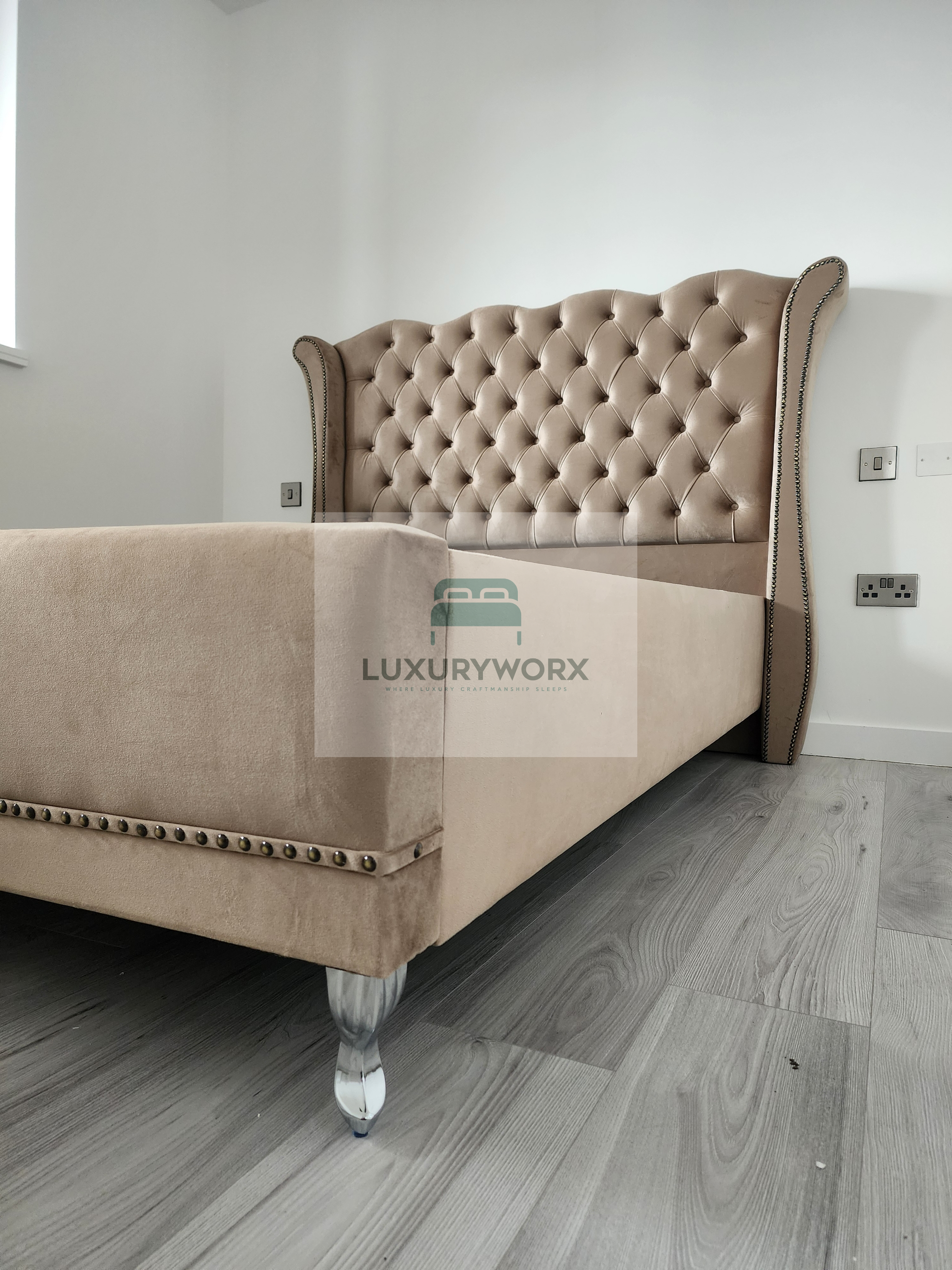Layla Bed